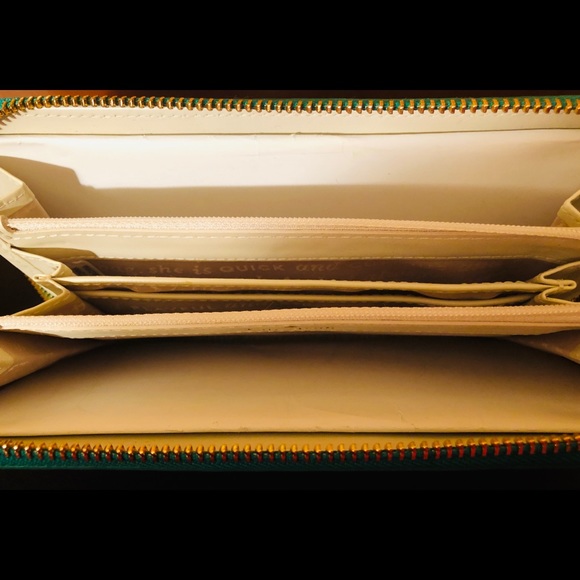 🌺(SOLD) Beautiful Kate Spade Wallet🌺 - Picture 5 of 5